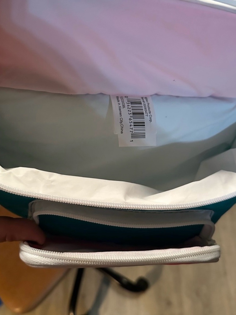 Igloo Pink and Teal Insulated Fanny Pack - Picture 2 of 3